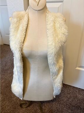 Max Studio Cream Faux Fur Vest